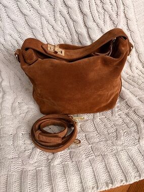 Claudia Firenze Suede bag in warm brown